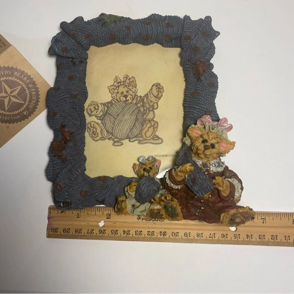 Vintage NIB Frame, Knitting Kittens, Folkstone Collection